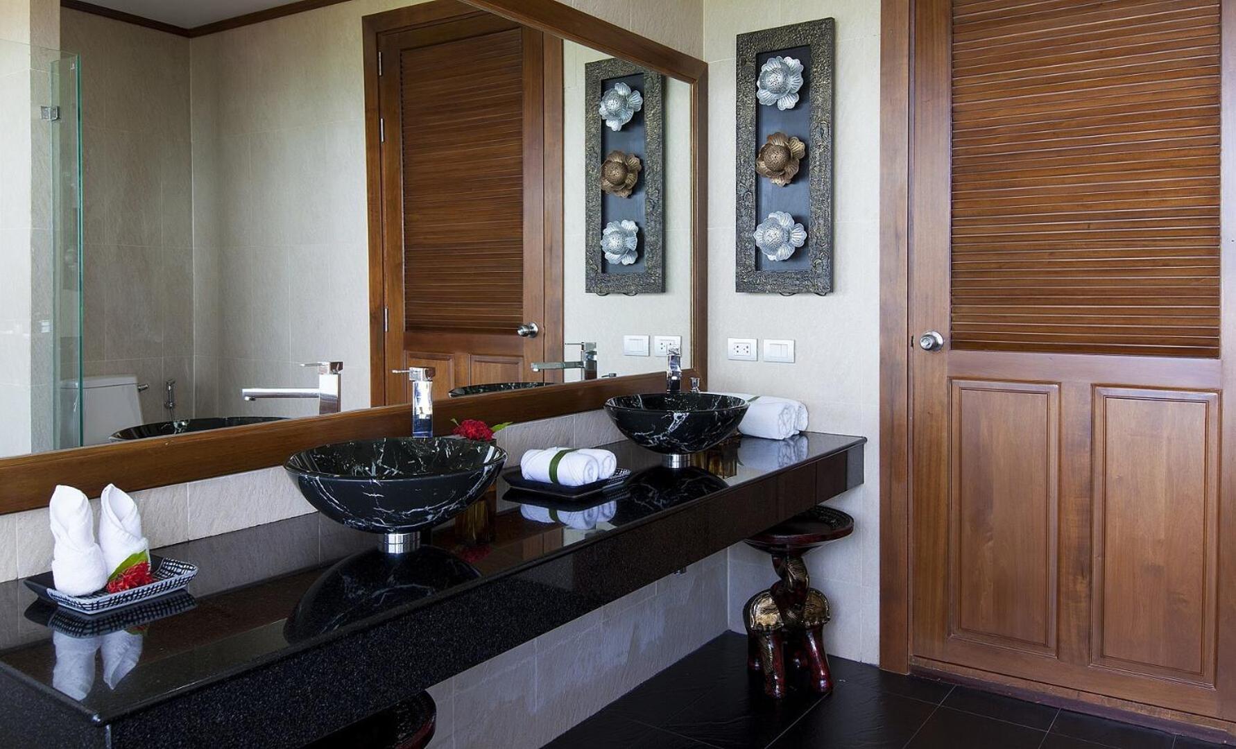 Baan Phuttarak - 4br Private Sea View
