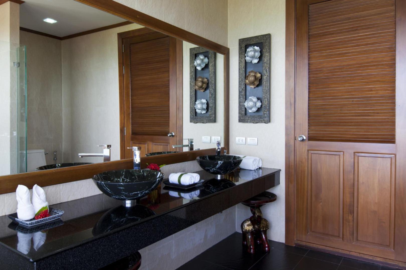 Baan Phuttarak - 4br Private Sea View