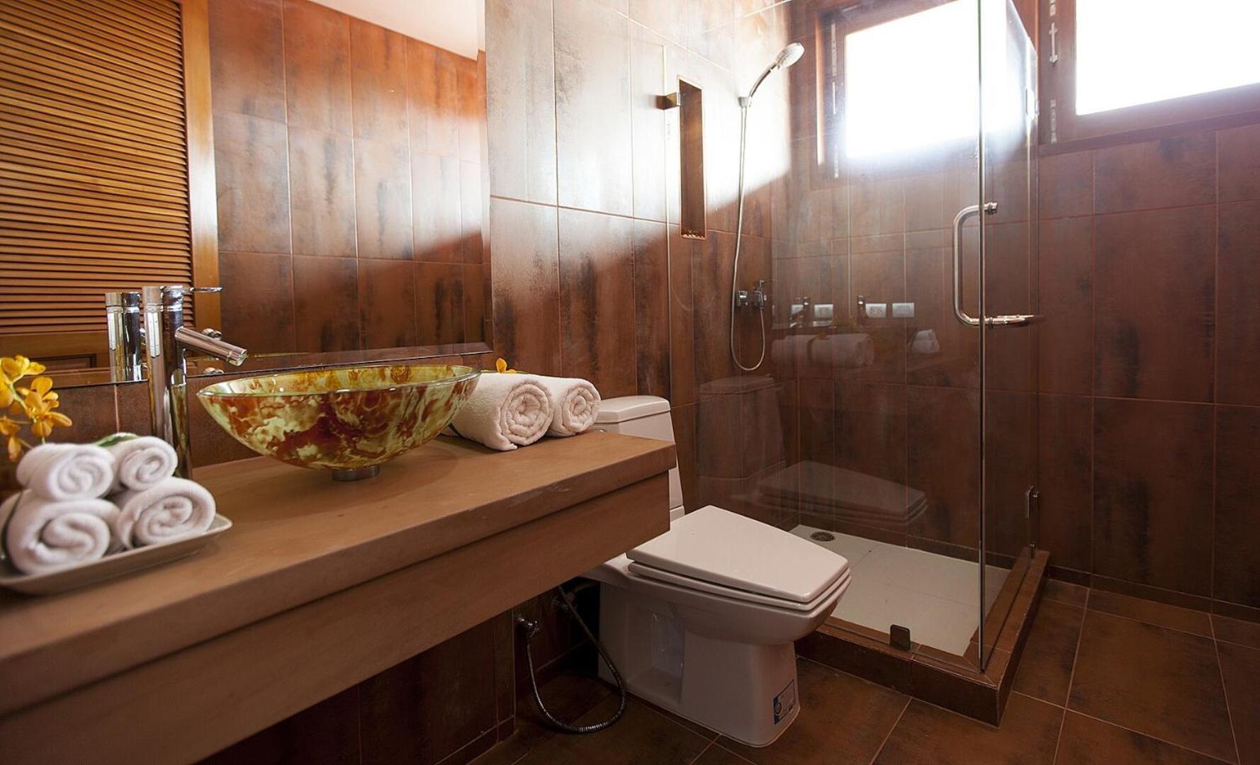 Baan Phuttarak - 4br Private Sea View Villa